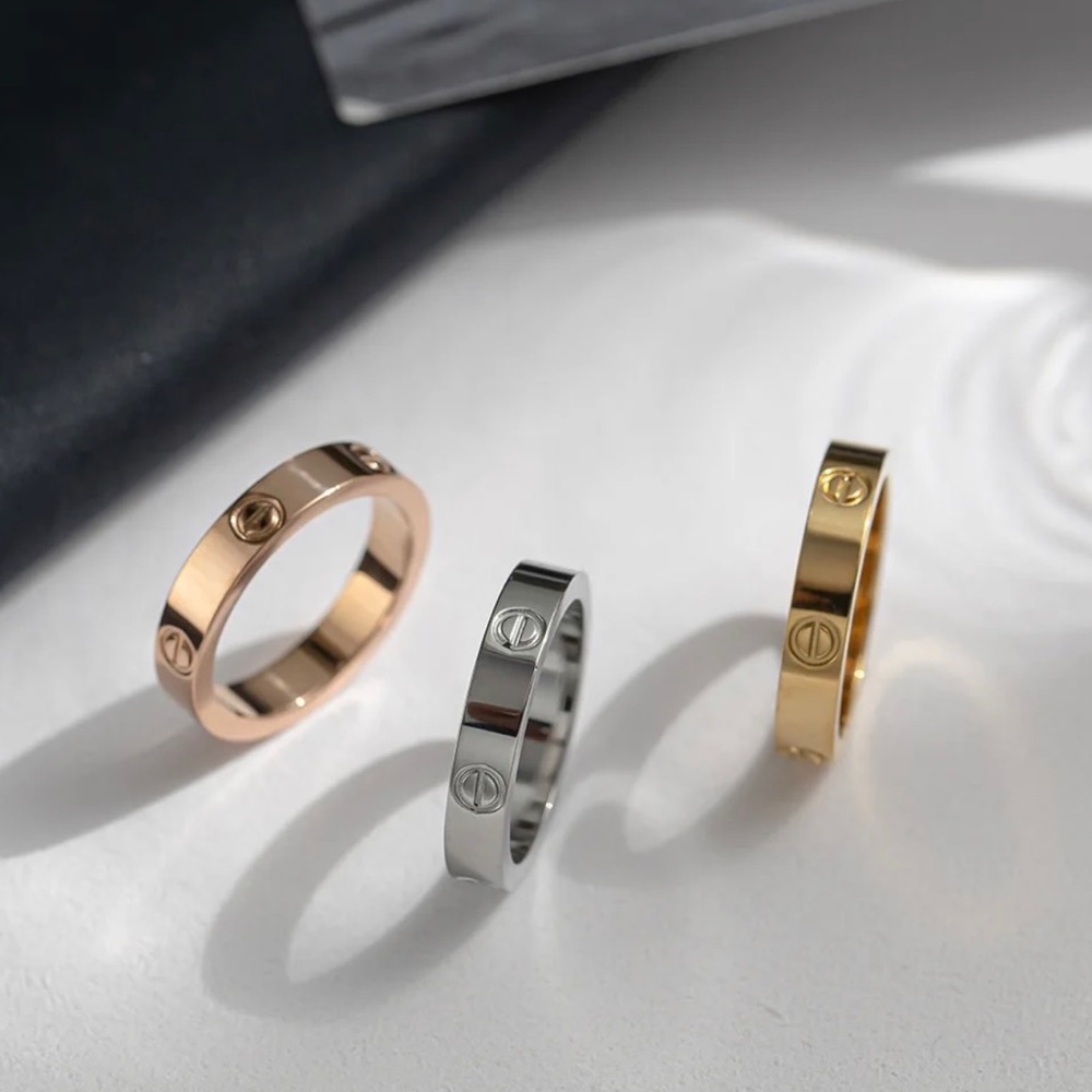 NEW Love Fashion Stainless Steel Screw Ring in Silver - Picture 2 of 5
